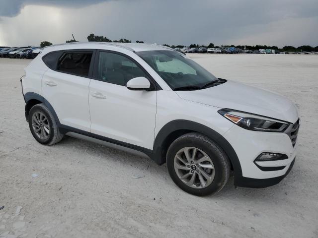 Photo 4 from auction – 2017 HYUNDAI TUCSON LIM with VIN KM8J3CA40HU266830