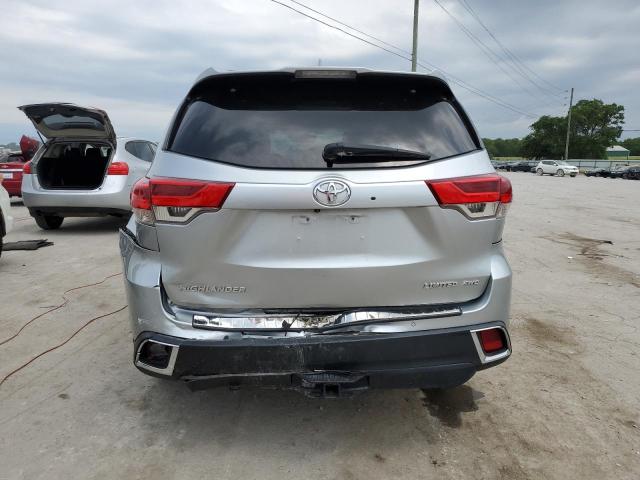 Photo 6 from auction – 2017 TOYOTA HIGHLANDER with VIN 5TDDZRFH1HS398546