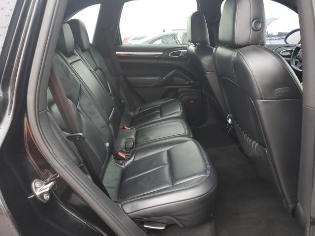 Photo 11 from auction – 2012 PORSCHE CAYENNE S with VIN WP1AE2A21CLA92352