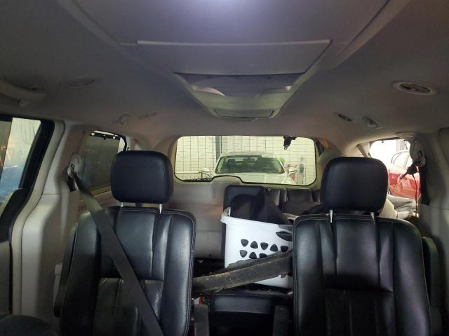 Photo 10 from auction – 2012 CHRYSLER TOWN & COU with VIN 2C4RC1CG0CR124356