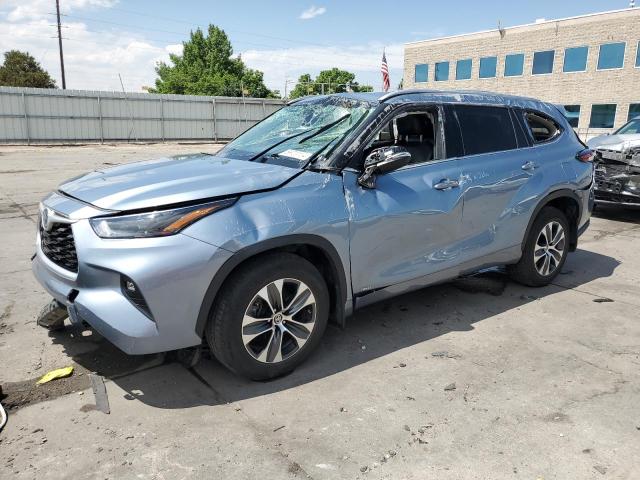 TOYOTA HIGHLANDER 2022 with VIN 5TDHBRCH3NS072754 - Photo from auction