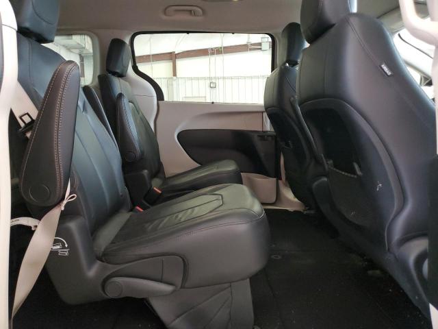 Photo 11 from auction – 2017 CHRYSLER PACIFICA T with VIN 2C4RC1BGXHR648428
