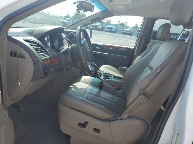 Photo 7 from auction – 2016 CHRYSLER TOWN & COU with VIN 2C4RC1BG7GR141128