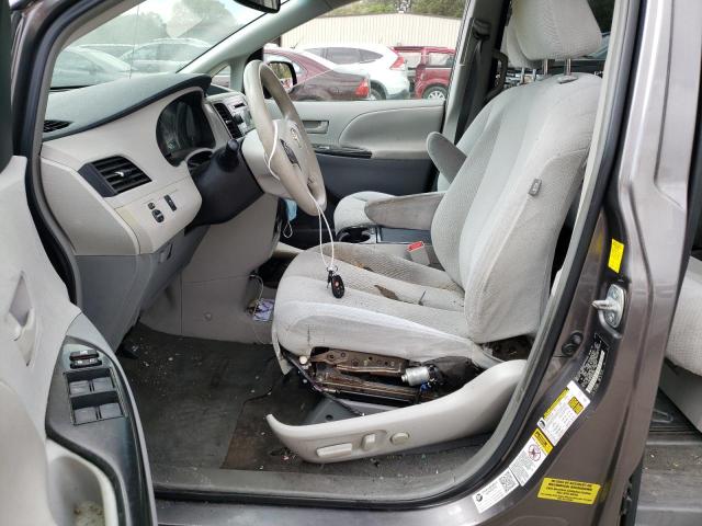 Photo 7 from auction – 2011 TOYOTA SIENNA LE with VIN 5TDKK3DC4BS010930