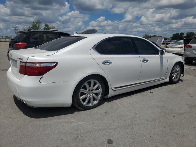 Photo 3 from auction – 2007 LEXUS LS 460L with VIN JTHGL46F875015446