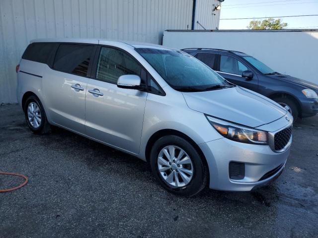 Photo 4 from auction – 2017 KIA SEDONA LX with VIN KNDMB5C19H6229833