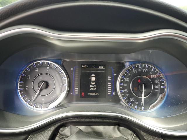 Photo 9 from auction – 2015 CHRYSLER 200 LIMITE with VIN 1C3CCCAB7FN638185