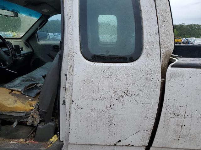 Photo 10 from auction – 2004 FORD F-150 HERI with VIN 2FTRX17214CA57726