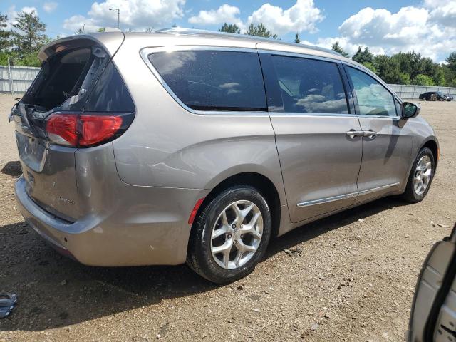 Photo 3 from auction – 2017 CHRYSLER PACIFICA L with VIN 2C4RC1GGXHR560276
