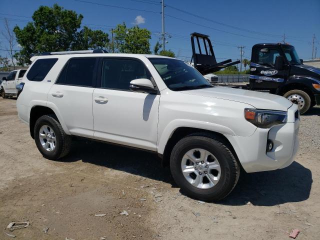 Photo 4 from auction – 2022 TOYOTA 4RUNNER SR with VIN JTEFU5JR1N5274208