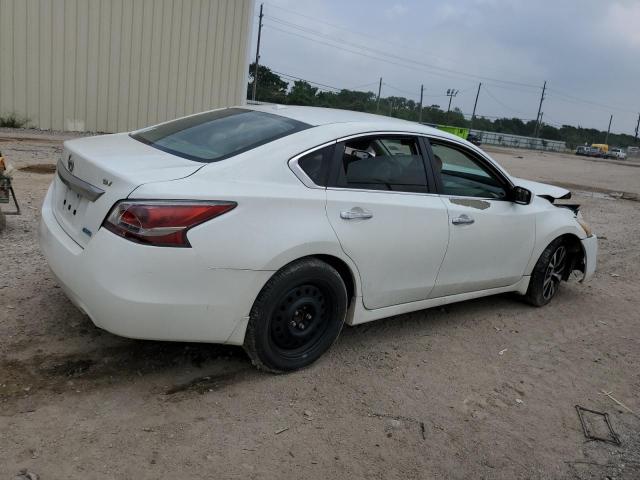 Photo 3 from auction – 2014 NISSAN ALTIMA 2.5 with VIN 1N4AL3AP2EN215131