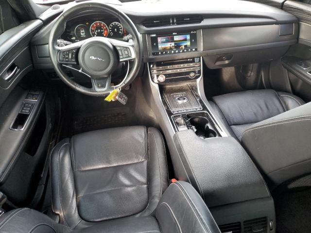 Photo 8 from auction – 2018 JAGUAR XF S with VIN SAJBG4FV1JCY69111