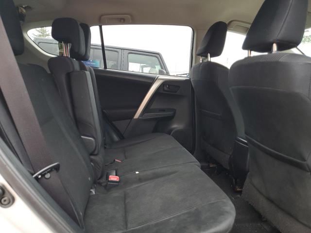Photo 11 from auction – 2015 TOYOTA RAV4 LE with VIN JTMBFREV5FJ037242