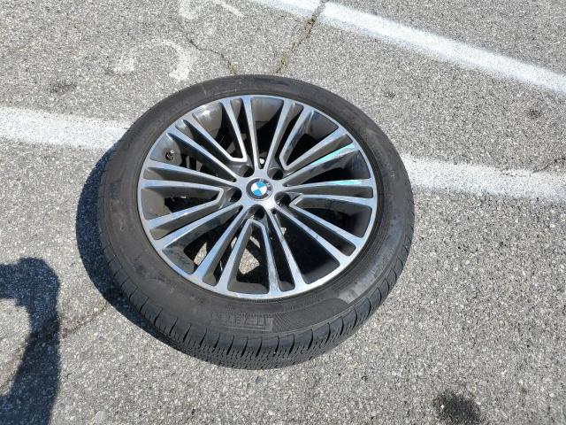 Photo 12 from auction – 2019 BMW 540 I with VIN WBAJE5C59KG919612