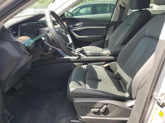 Photo 7 from auction – 2019 AUDI E-TRON PRE with VIN WA1LAAGE5KB021901