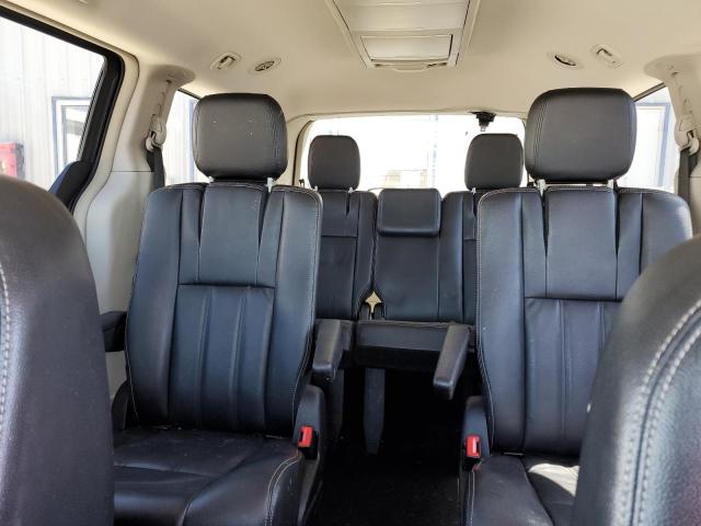 Photo 10 from auction – 2014 CHRYSLER TOWN & COU with VIN 2C4RC1BG4ER131542