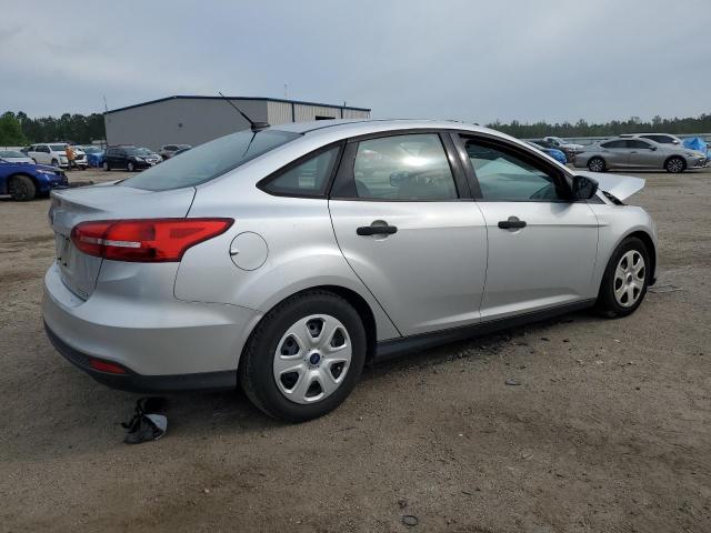 Photo 3 from auction – 2016 FORD FOCUS S with VIN 1FADP3E26GL343189