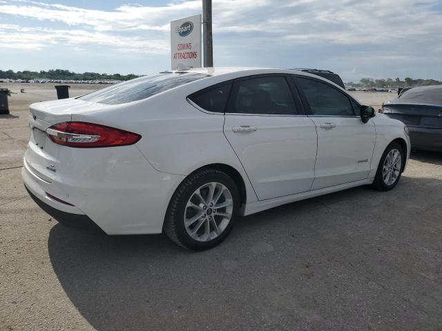Photo 3 from auction – 2019 FORD FUSION SE with VIN 3FA6P0LU7KR121427