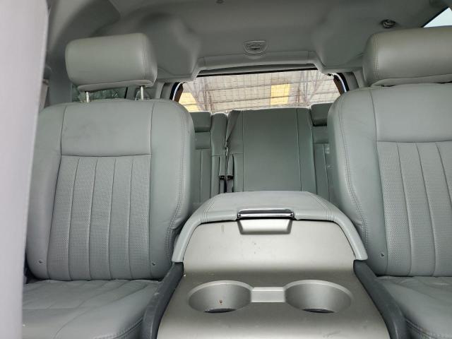 Photo 10 from auction – 2005 LINCOLN NAVIGATOR with VIN 5LMFU27505LJ05986