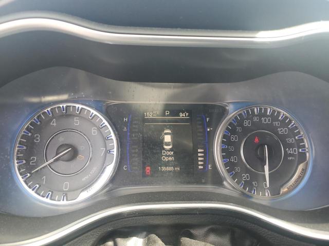 Photo 9 from auction – 2015 CHRYSLER 200 LIMITE with VIN 1C3CCCAB0FN685610