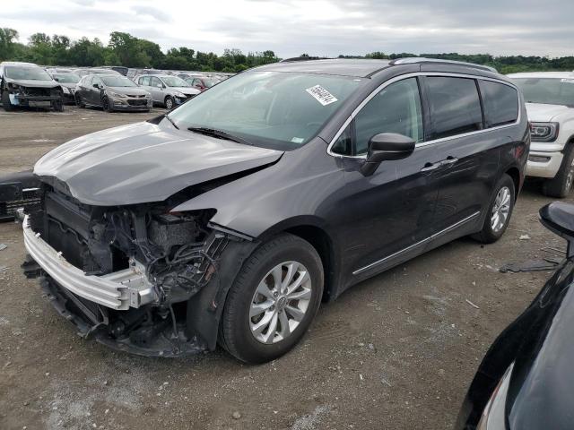 CHRYSLER PACIFICA T 2018 with VIN 2C4RC1BG2JR122784 - Photo from auction