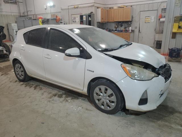 Photo 4 from auction – 2013 TOYOTA PRIUS C with VIN JTDKDTB33D1042880