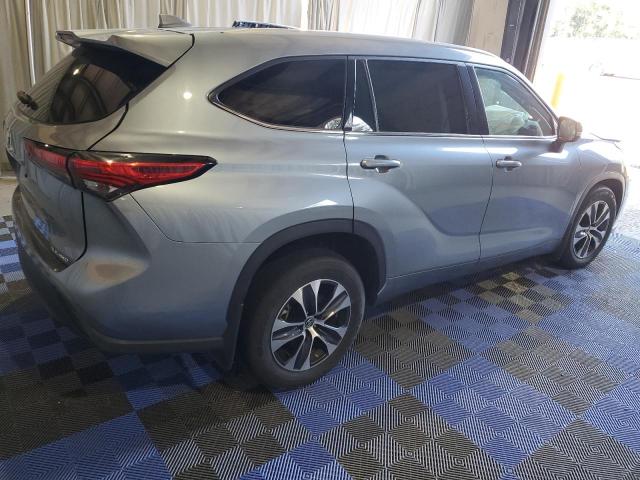 Photo 3 from auction – 2022 TOYOTA HIGHLANDER with VIN 5TDHZRBH2NS208899