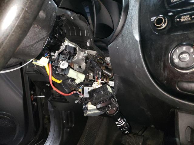 Photo 13 from auction – 2014 KIA SOUL with VIN KNDJN2A21E7000945