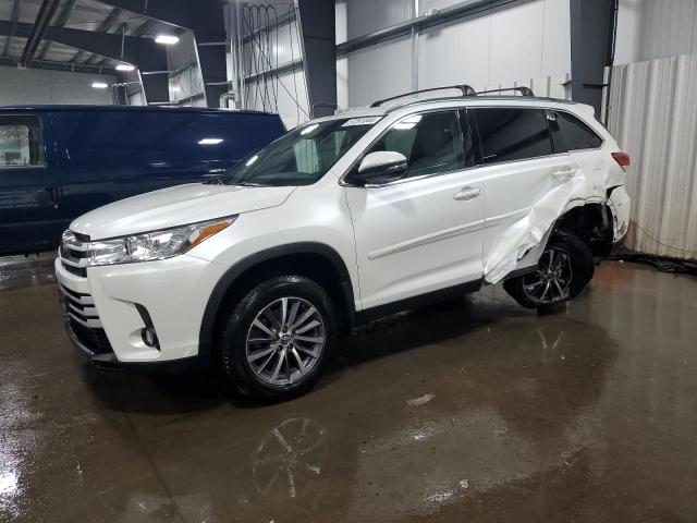 TOYOTA HIGHLANDER 2019 with VIN 5TDJZRFH3KS947206 - Photo from auction