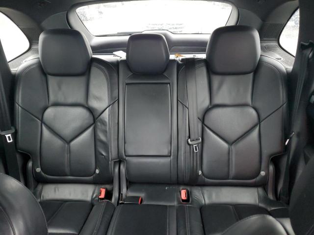 Photo 10 from auction – 2012 PORSCHE CAYENNE S with VIN WP1AE2A21CLA92352