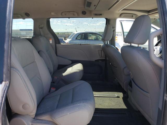 Photo 11 from auction – 2018 TOYOTA SIENNA XLE with VIN 5TDDZ3DC8JS198595