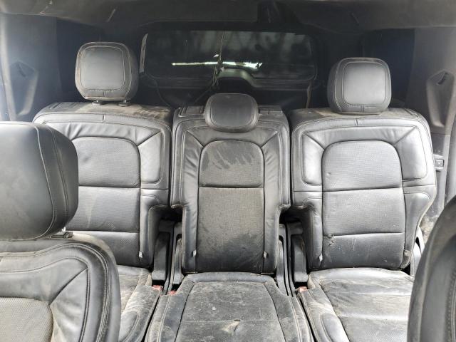 Photo 10 from auction – 2018 LINCOLN NAVIGATOR with VIN 5LMJJ2HT2JEL04990
