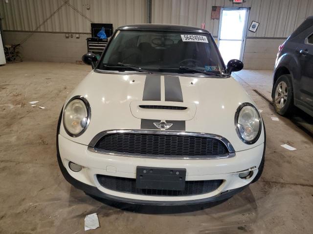 Photo 5 from auction – 2010 MINI COOPER S with VIN WMWMF7C5XATZ74176
