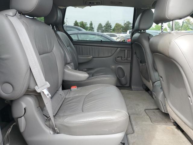 Photo 11 from auction – 2010 TOYOTA SIENNA XLE with VIN 5TDYK4CC8AS343566