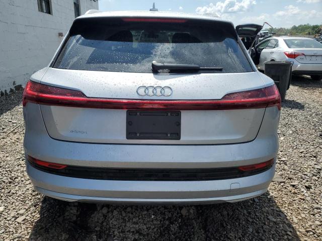 Photo 6 from auction – 2019 AUDI E-TRON PRE with VIN WA1LAAGE5KB021901