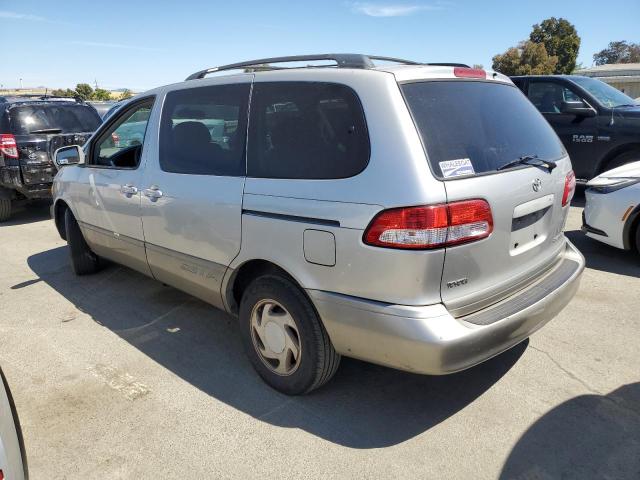 Photo 2 from auction – 2002 TOYOTA SIENNA LE with VIN 4T3ZF13C62U428378