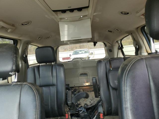 Photo 10 from auction – 2012 CHRYSLER TOWN & COU with VIN 2C4RC1BG1CR210728