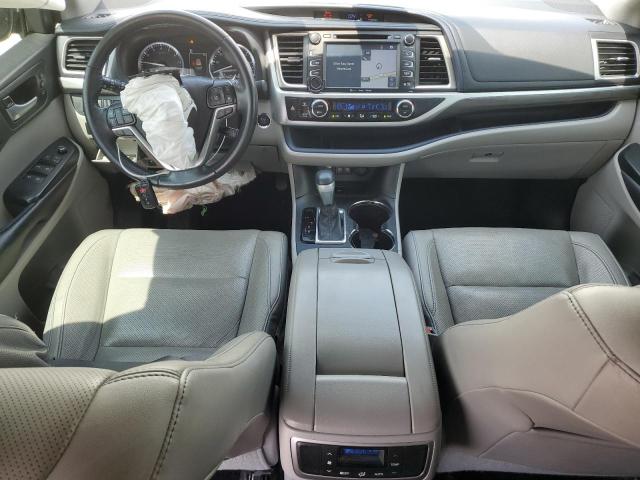 Zdjęcie 8 z aukcji – 2017 TOYOTA HIGHLANDER z VIN 5TDYZRFHXHS228557