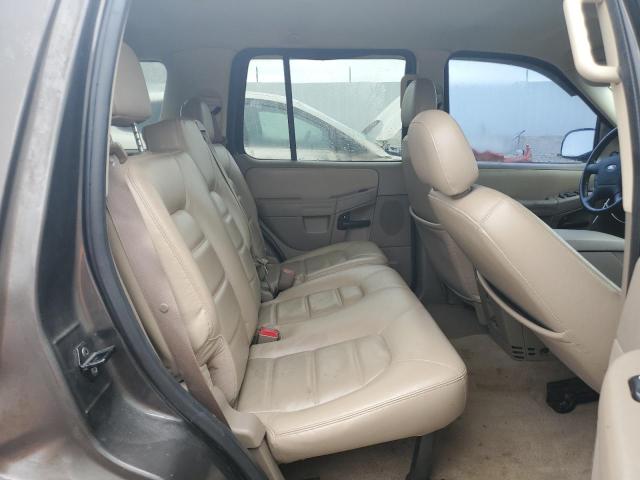 Photo 11 from auction – 2005 FORD EXPLORER X with VIN 1FMZU73K25UB46669