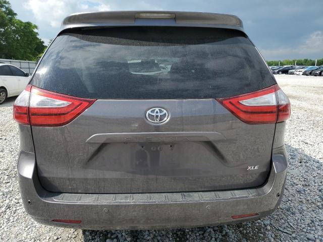 Photo 6 from auction – 2017 TOYOTA SIENNA XLE with VIN 5TDYZ3DC6HS826472