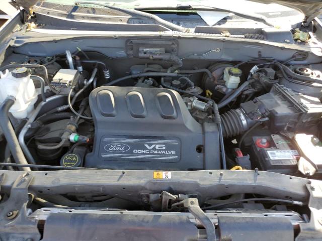 Photo 11 from auction – 2002 FORD ESCAPE XLT with VIN 1FMCU04122KD65674