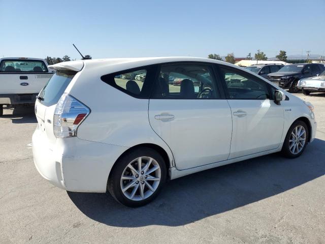 Photo 3 from auction – 2012 TOYOTA PRIUS V with VIN JTDZN3EU6C3137470