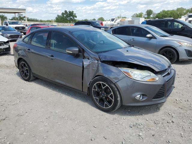 Photo 4 from auction – 2014 FORD FOCUS SE with VIN 1FADP3F28EL303448