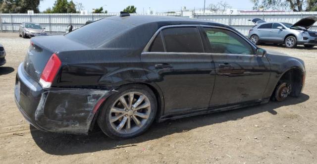 Photo 3 from auction – 2016 CHRYSLER 300 LIMITE with VIN 2C3CCARG0GH167916