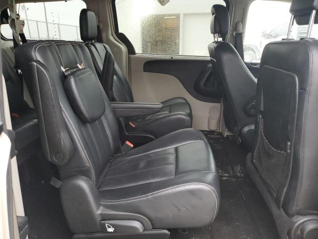 Photo 11 from auction – 2014 CHRYSLER TOWN & COU with VIN 2C4RC1BG9ER236545