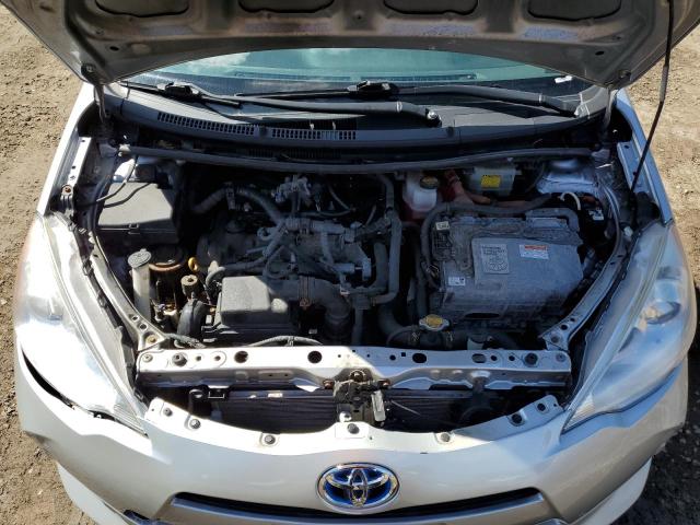 Photo 11 from auction – 2014 TOYOTA PRIUS C with VIN JTDKDTB32E1071501