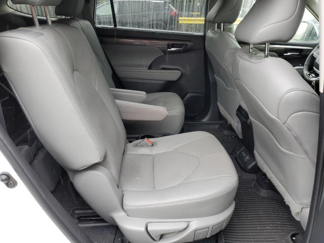 Photo 10 from auction – 2023 TOYOTA HIGHLANDER with VIN 5TDXBRCH7PS564525
