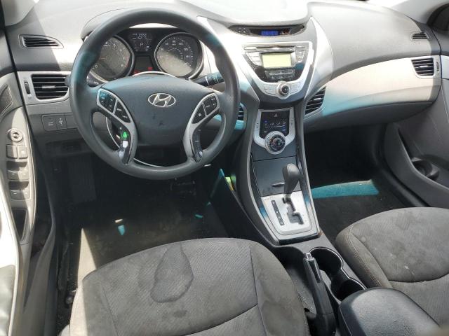 Photo 8 from auction – 2012 HYUNDAI ELANTRA GL with VIN 5NPDH4AE5CH150480