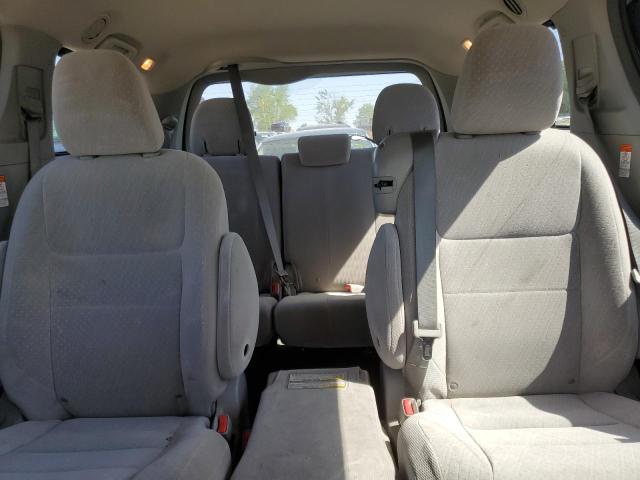 Photo 10 from auction – 2017 TOYOTA SIENNA LE with VIN 5TDKZ3DC3HS855367