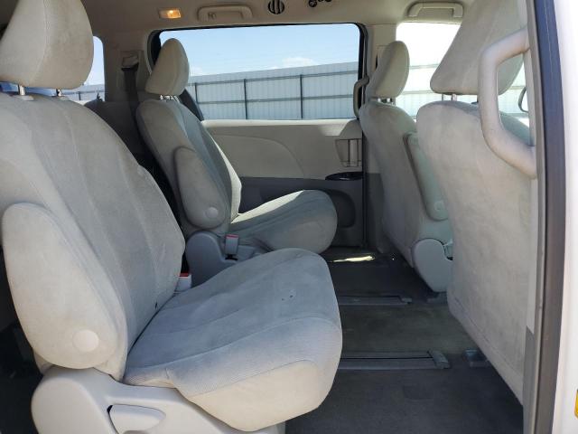 Photo 11 from auction – 2012 TOYOTA SIENNA BAS with VIN 5TDKA3DC6CS010979